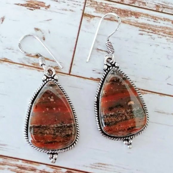 The Girl With Kaleidoscope Eyes Jewelry - Honey Dedritic Opal